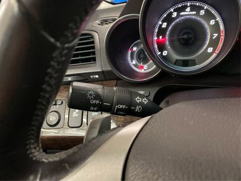 Used 2010 Acura MDX w/ Advance & Entertainment image 22