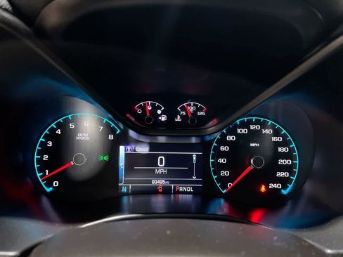 Used 2017 Chevrolet Colorado Z71 image 15