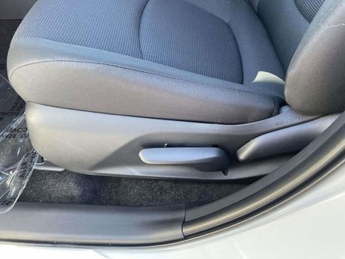 New 2025 Toyota RAV4 LE image 30