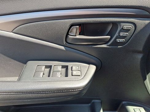 Certified 2023 Honda Passport EX-L image 13