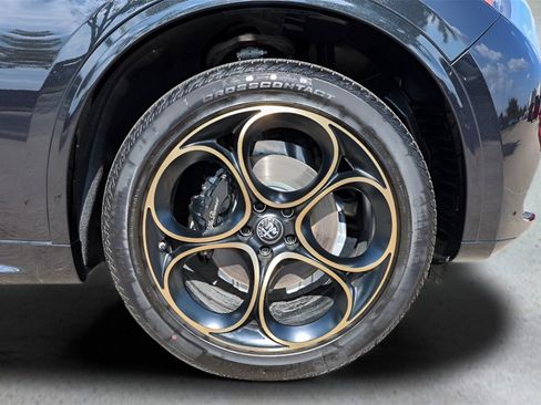 New 2025 Alfa Romeo Stelvio Sprint image 26