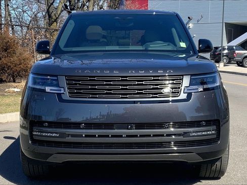 New 2026 Land Rover Range Rover SE image 3