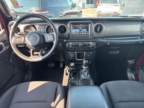 Used 2022 Jeep Wrangler Unlimited Sport AWD/4WD image 8