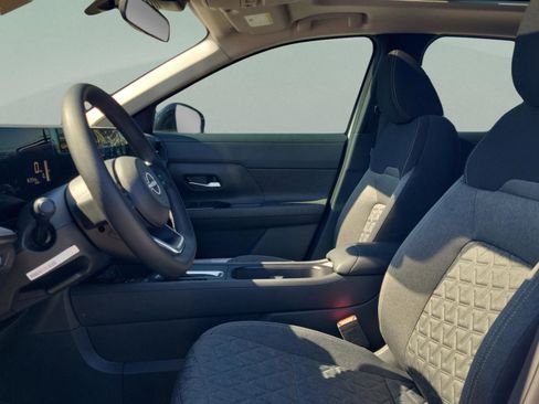 New 2026 Nissan Kicks SV image 12