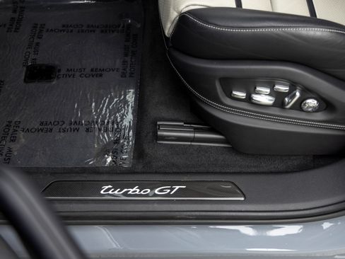 Certified 2023 Porsche Cayenne Turbo GT AWD/4WD image 28