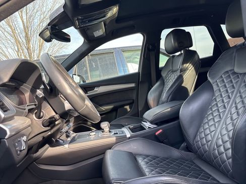 Used 2018 Audi SQ5 Prestige w/ Prestige Package AWD/4WD image 9