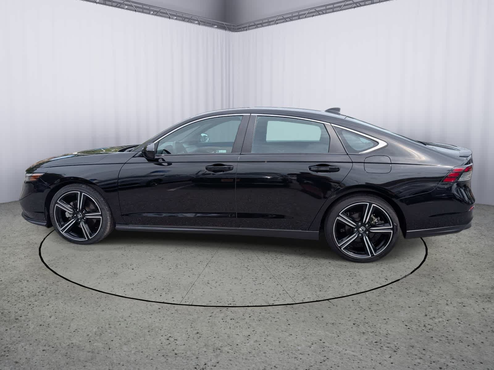 Certified 2024 Honda Accord Sport image 6