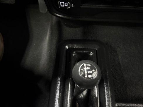 Used 2024 RAM 3500 Tradesman w/ Chrome Appearance Group image 21