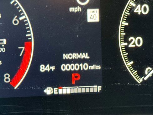 New 2026 Honda HR-V EX-L image 10