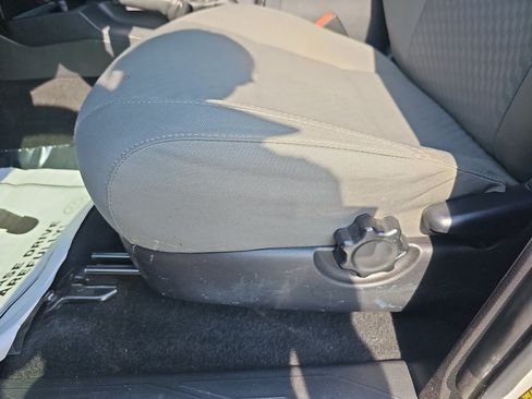 Used 2020 Toyota Tacoma SR w/ SX Package RWD image 25