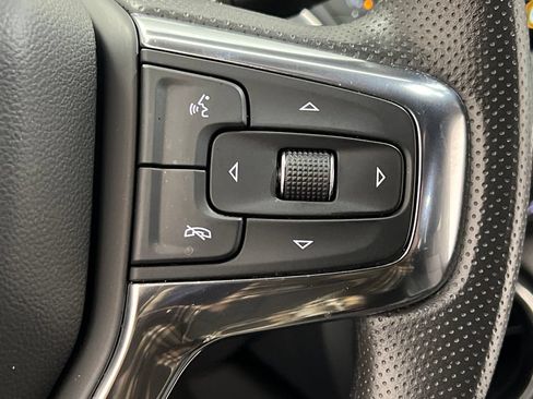 Used 2025 Chevrolet Blazer LT FWD image 50