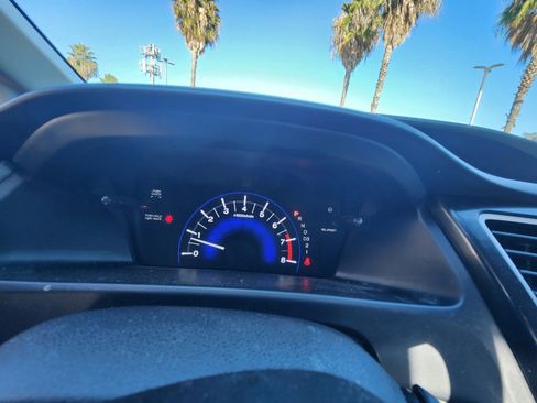 Used 2013 Honda Civic LX image 12