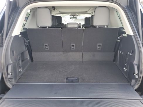 New 2025 Ford Expedition Active image 6