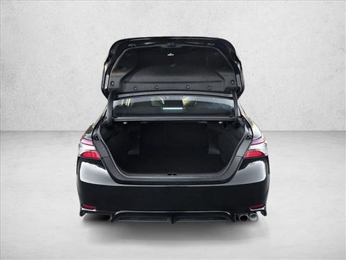 Used 2024 Toyota Camry SE image 25