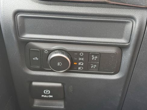 Used 2022 Ford F150 XL w/ STX Appearance Package AWD/4WD image 9
