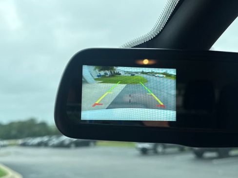 Used 2020 Dodge Journey SE w/ Blacktop Package FWD image 19