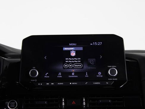 Used 2024 Nissan Pathfinder SV w/ Black Appearance Package FWD image 5