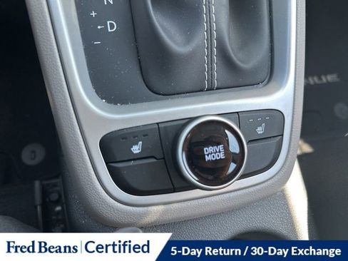 Certified 2026 Hyundai Venue SEL FWD image 18