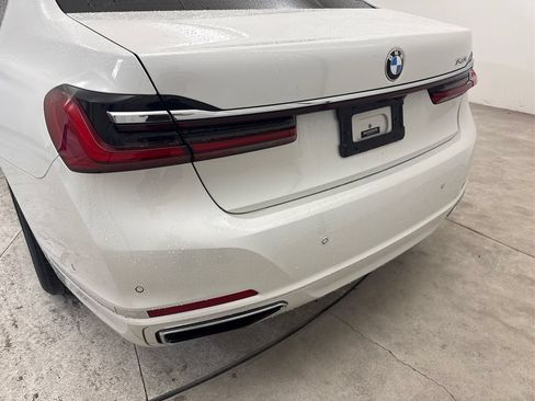Used 2020 BMW 740i w/ Cold Weather Package RWD image 22