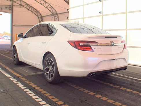 Used 2017 Buick Regal Sport Touring image 8