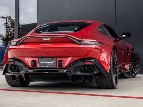 Used 2020 Aston Martin V8 Vantage Coupe RWD image 8