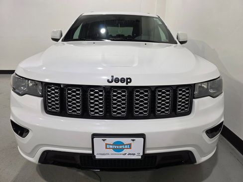 Used 2021 Jeep Grand Cherokee Altitude image 10