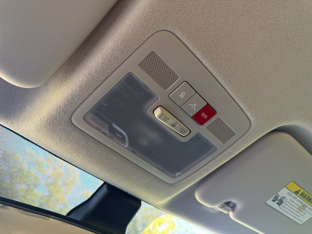 Certified 2024 Hyundai Venue Limited FWD image 30