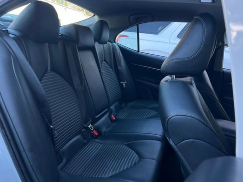 Used 2021 Toyota Camry SE image 27