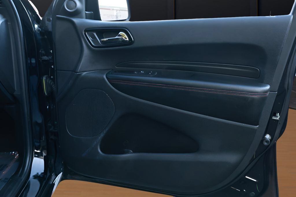 Used 2023 Dodge Durango GT RWD image 18