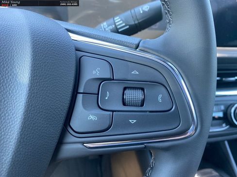 New 2026 Buick Envista Sport Touring w/ Convenience I Package FWD image 18
