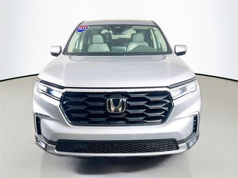 Used 2024 Honda Pilot EX-L image 2