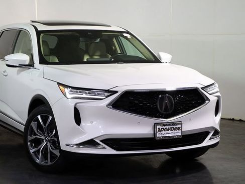 Certified 2023 Acura MDX SH-AWD w/ Technology Package image 6