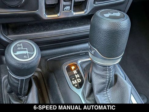 Used 2025 Jeep Wrangler Unlimited Sport AWD/4WD image 20
