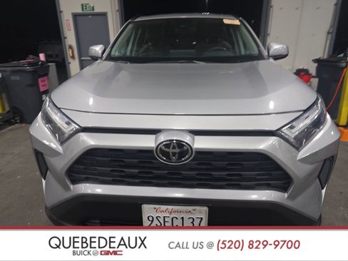 Used 2022 Toyota RAV4 XLE image 2