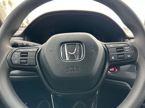 Used 2025 Honda Accord LX image 24
