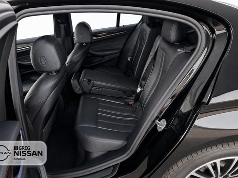 Used 2019 BMW 540i RWD image 9