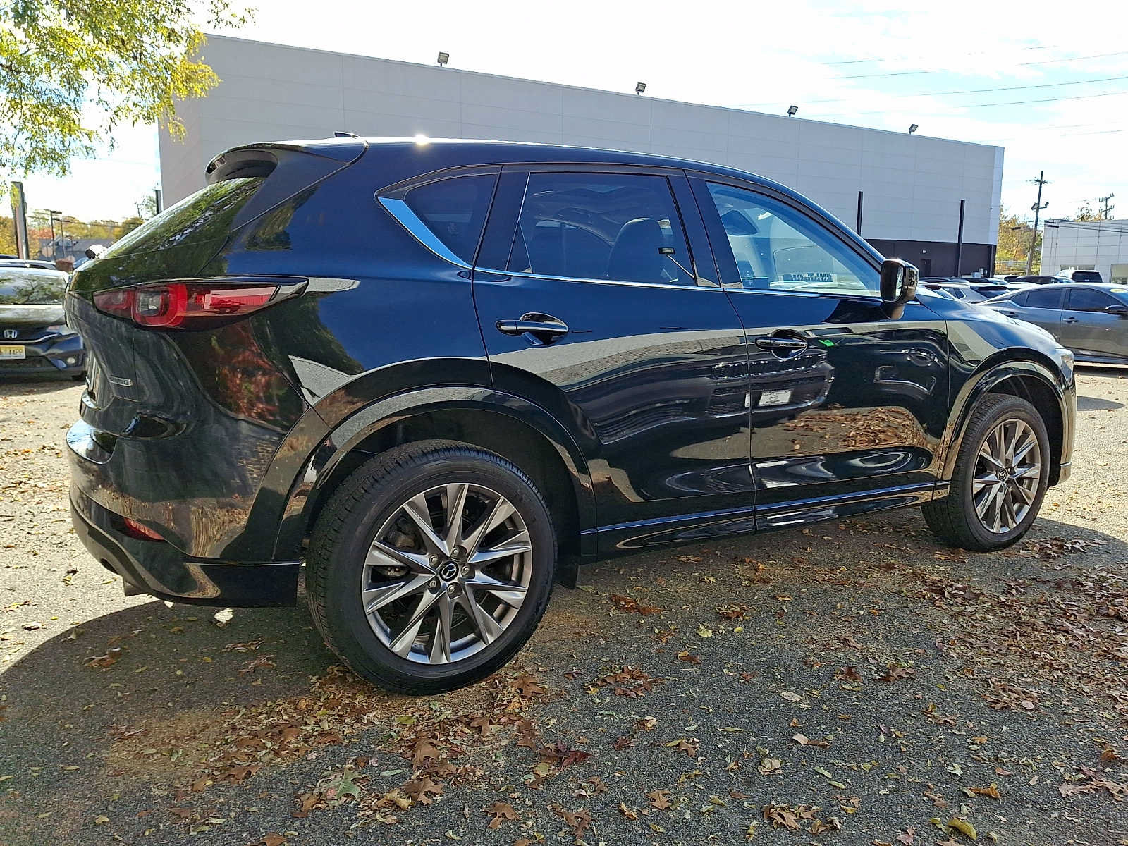 Used 2024 MAZDA CX-5 AWD 2.5 S w/ Premium Plus Pkg image 4