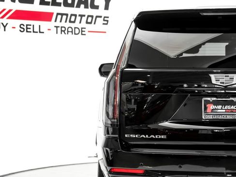 Used 2025 Cadillac Escalade V AWD/4WD image 67