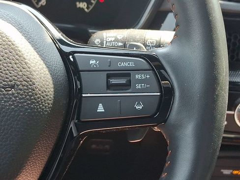 Used 2025 Honda CR-V Sport Touring image 22