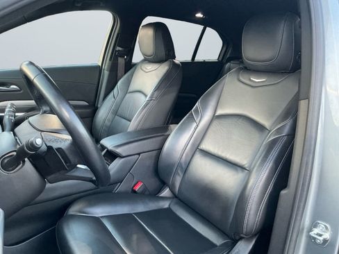 Used 2024 Cadillac XT4 Premium Luxury FWD image 10