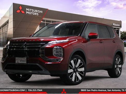New 2025 Mitsubishi Outlander SE image 1
