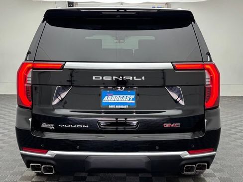 New 2026 GMC Yukon XL Denali w/ Denali Reserve Package AWD/4WD image 12