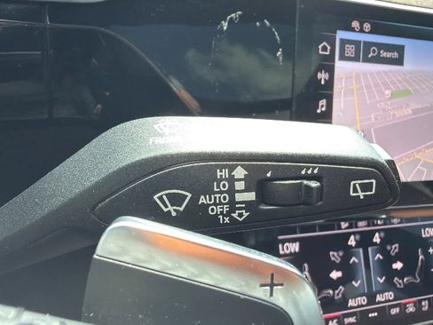 Used 2019 Audi e-tron Premium Plus AWD/4WD image 13