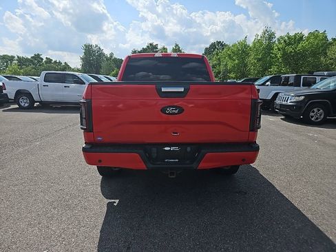 Used 2015 Ford F150 XLT w/ Equipment Group 302A Luxury image 6