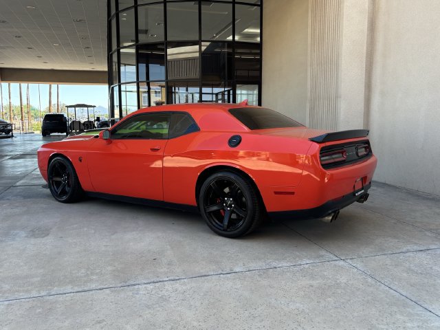 Used 2022 Dodge Challenger SRT Hellcat RWD image 4