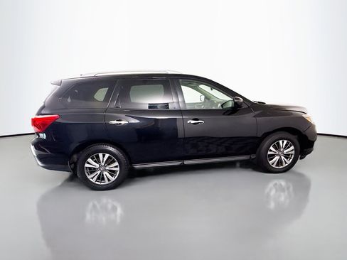 Used 2019 Nissan Pathfinder S AWD/4WD image 11