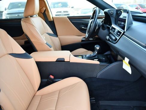 Certified 2023 Lexus ES 350 Ultra Luxury image 31