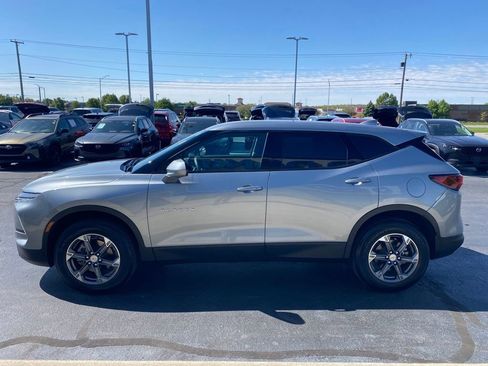 Used 2025 Chevrolet Blazer LT FWD image 4