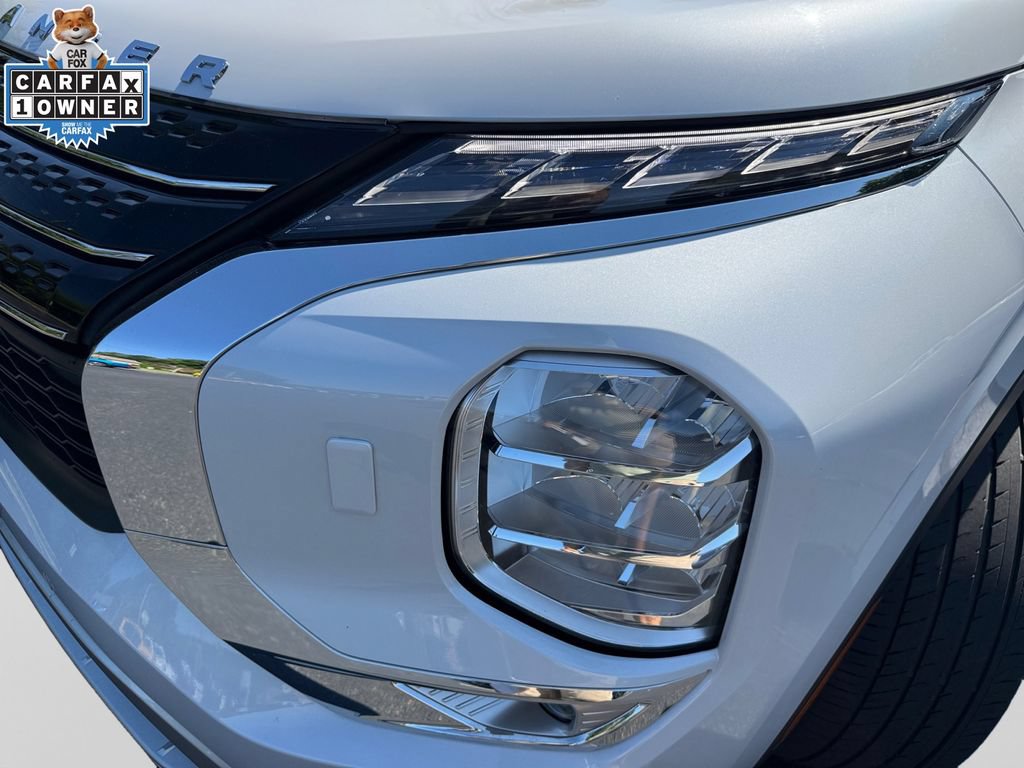 Used 2023 Mitsubishi Outlander SE AWD/4WD image 24