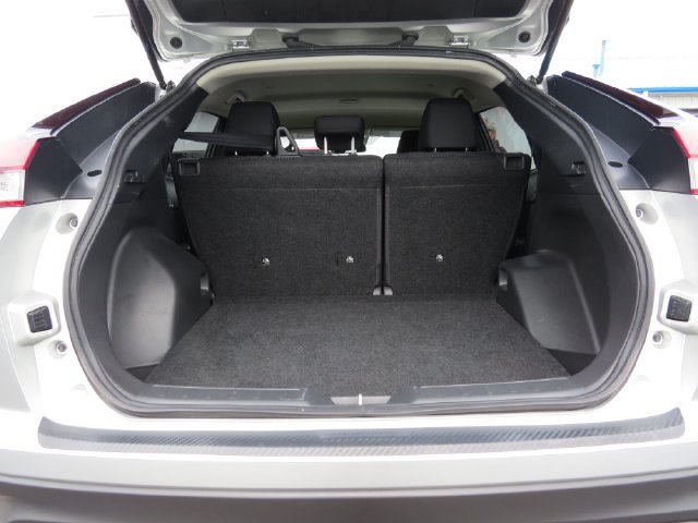 Used 2024 Mitsubishi Eclipse Cross LE AWD/4WD image 11